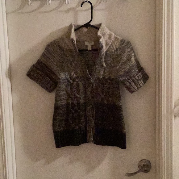 Loft Button Down Short Sleeve Sweater Size XS - Picture 1 of 8